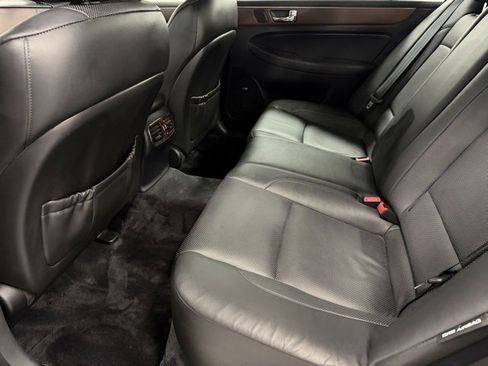 Used 2009 Hyundai Genesis 3.8 w/ Premium Pkg 2 image 21