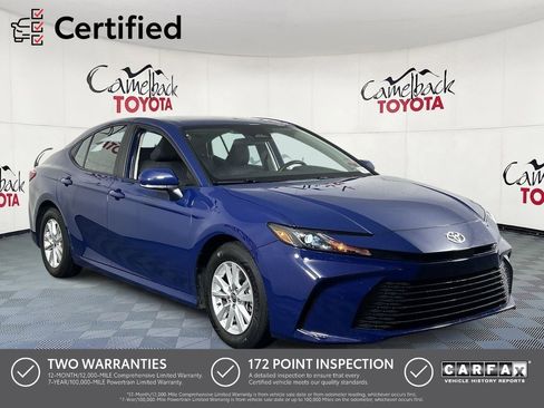 Used 2025 Toyota Camry LE image 1