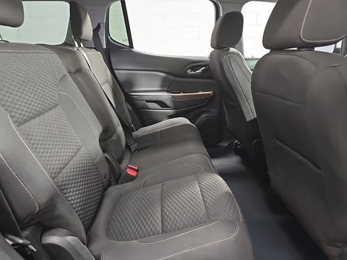 Used 2018 GMC Acadia SLE FWD image 30