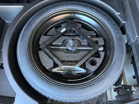 Used 2024 Chevrolet Blazer LT w/ Convenience Package image 38