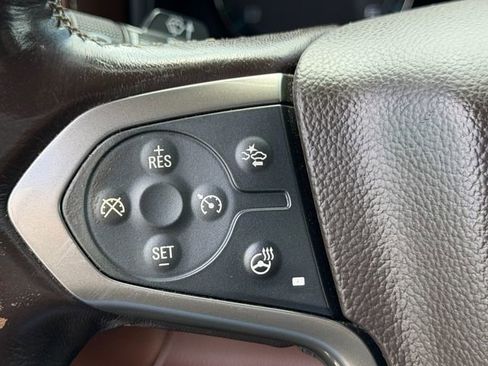 Used 2019 Chevrolet Silverado 2500 High Country w/ Duramax Plus Package AWD/4WD image 26
