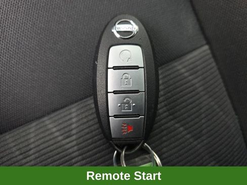 Used 2021 Nissan Titan SV w/ SV Convenience Package AWD/4WD image 50