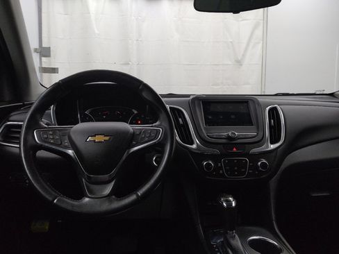 Used 2019 Chevrolet Equinox LT w/ Driver Convenience Package AWD/4WD image 22