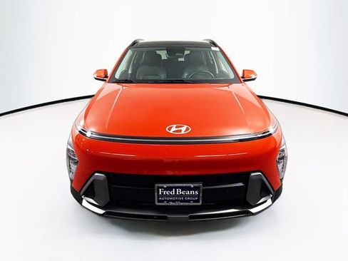 Certified 2024 Hyundai Kona Limited AWD/4WD image 2