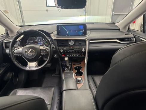 Used 2020 Lexus RX 350L Premium w/ Premium Package AWD/4WD image 23