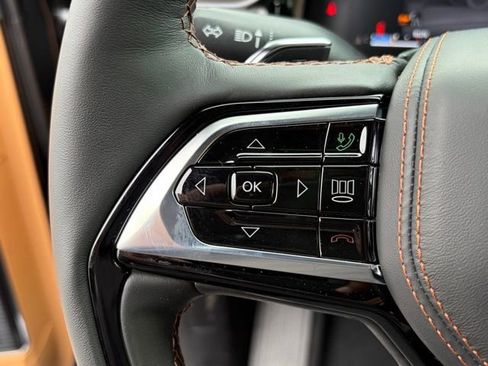 New 2026 Jeep Grand Cherokee Summit AWD/4WD image 17
