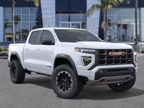 New 2026 GMC Canyon AT4 w/ Technology Plus Package AWD/4WD image 7
