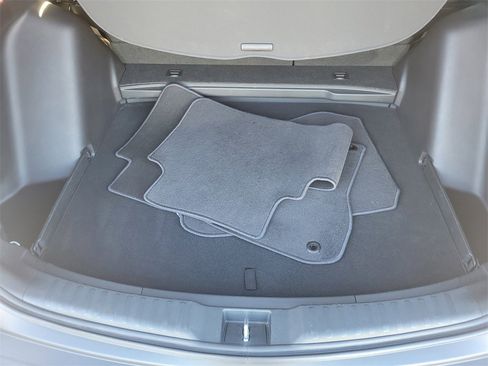 Certified 2022 Honda CR-V Touring image 9