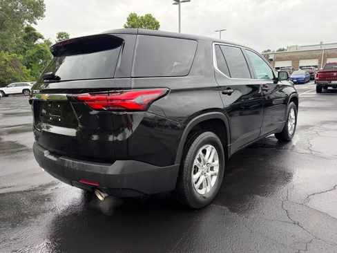 Used 2023 Chevrolet Traverse LS FWD image 7