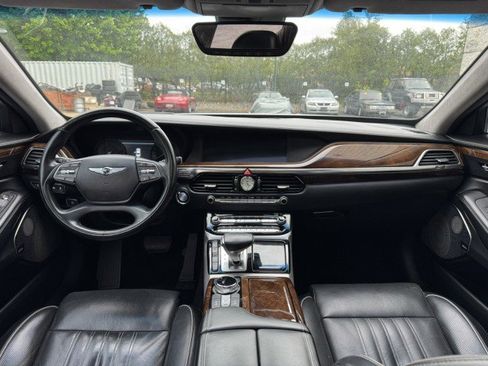 Used 2018 Genesis G90 5.0 Ultimate RWD image 37