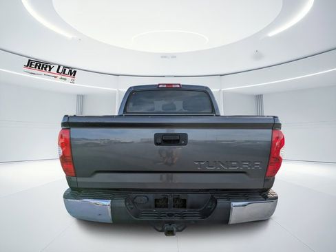 Used 2018 Toyota Tundra SR5 image 4