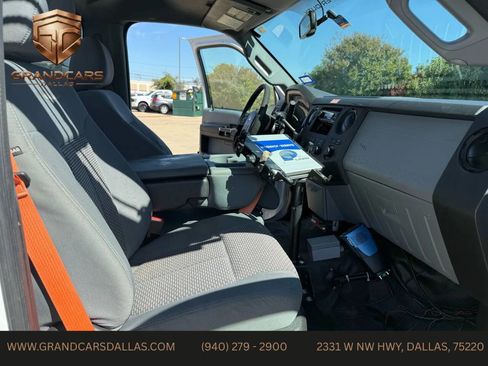 Used 2015 Ford F450 XL w/ Power Equipment Group image 13