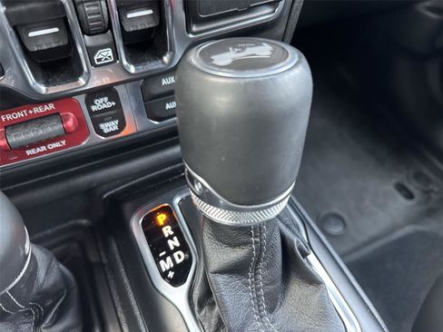Used 2024 Jeep Wrangler Unlimited Rubicon AWD/4WD image 19