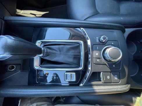 Used 2018 MAZDA CX-5 Touring w/ Preferred Equipment Package image 34