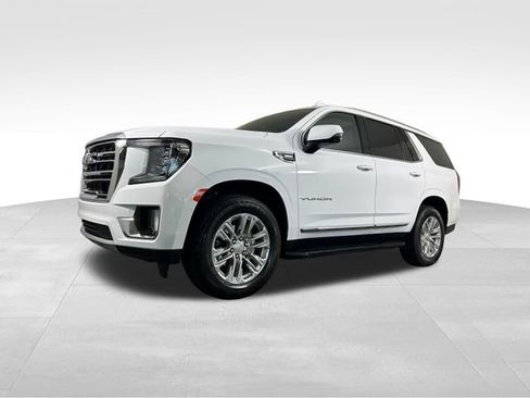 Used 2024 GMC Yukon SLT w/ SLT Premium Package AWD/4WD image 2