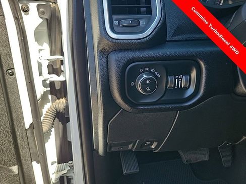 Used 2024 RAM 2500 Laramie image 20