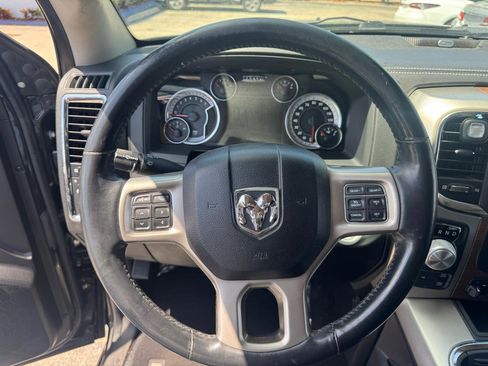 Used 2016 RAM 1500 Laramie w/ Convenience Group AWD/4WD image 13