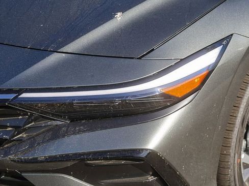 New 2026 Hyundai Elantra Limited FWD image 8