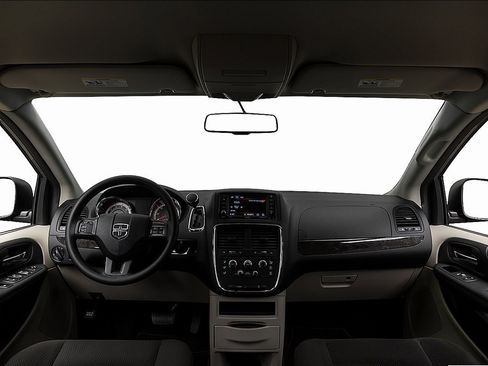 Used 2019 Dodge Grand Caravan SE w/ UConnect Hands-Free Group image 5