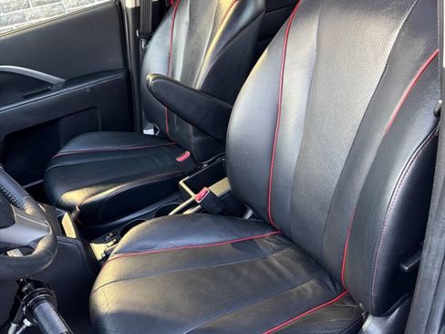 Used 2012 MAZDA MAZDA5 Grand Touring image 12