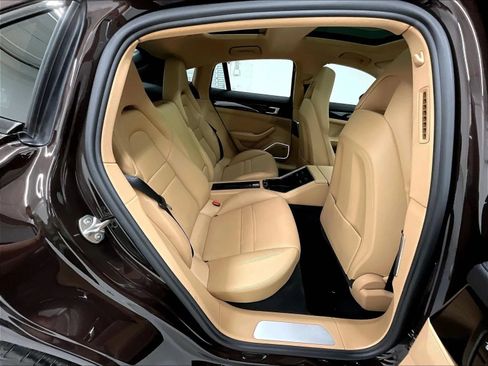 Used 2018 Porsche Panamera 4 AWD/4WD image 16