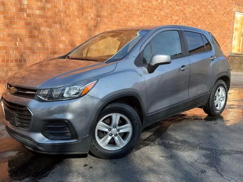 Used 2020 Chevrolet Trax LS w/ Tint and Cruise Package image 1