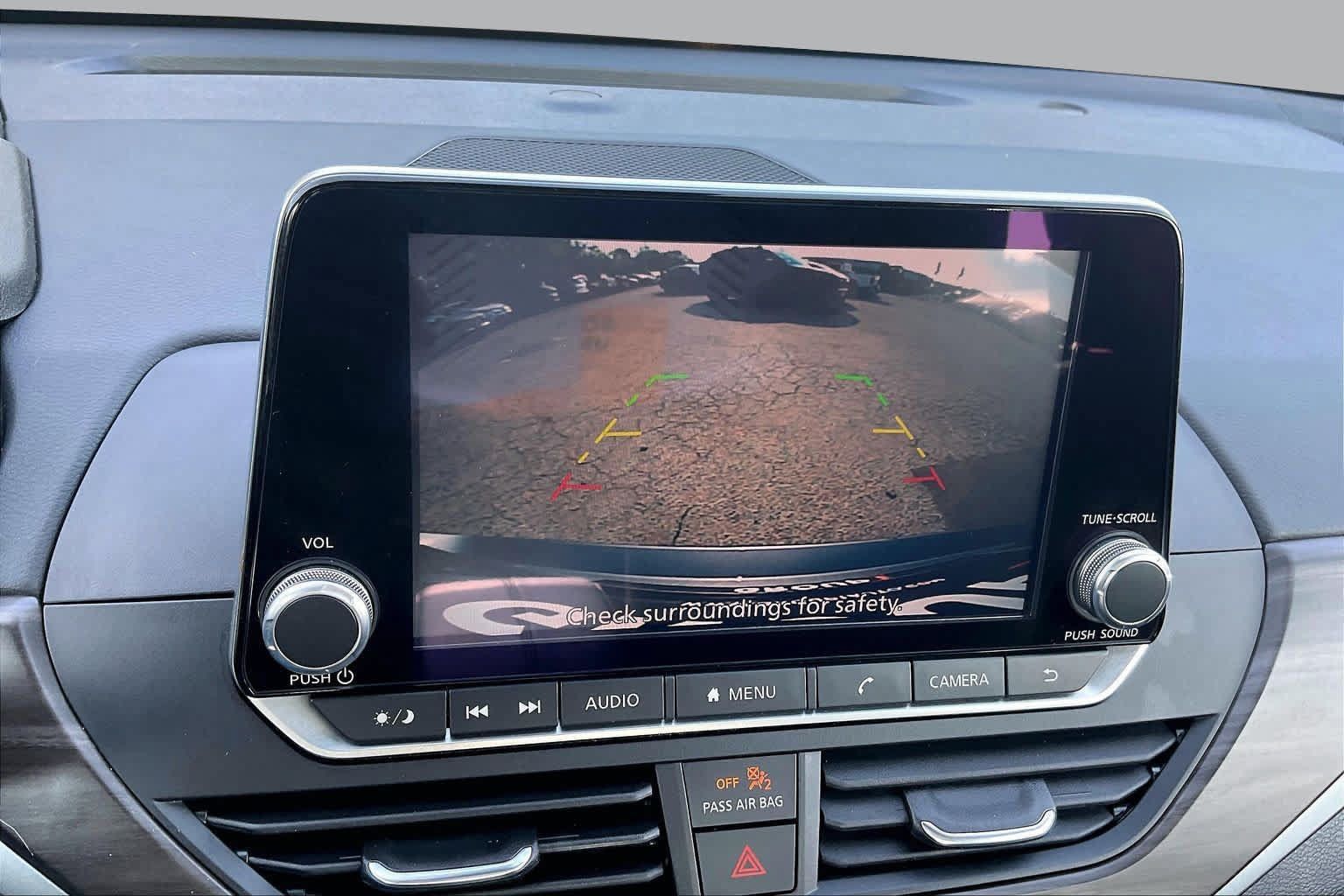 Used 2025 Nissan Altima 2.5 SV FWD image 26