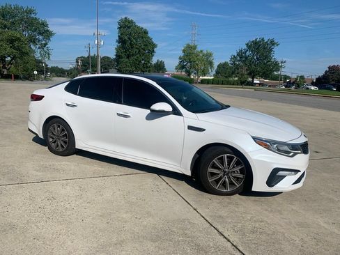Used 2019 Kia Optima EX w/ EX Premium Package FWD image 8