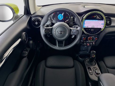Certified 2024 MINI Cooper S w/ Signature Upholstery Package FWD image 10