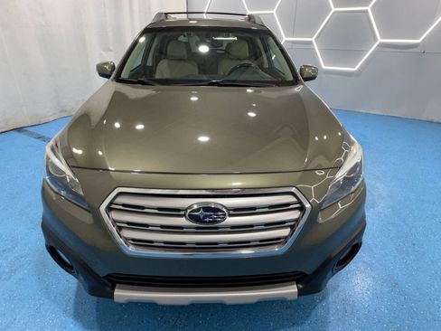 Used 2017 Subaru Outback 2.5i Limited AWD/4WD image 9