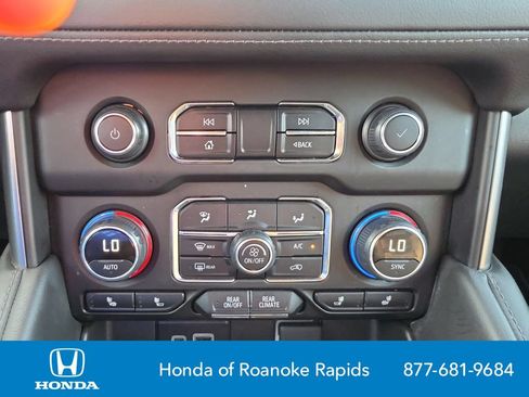Used 2024 Chevrolet Tahoe LT RWD image 24