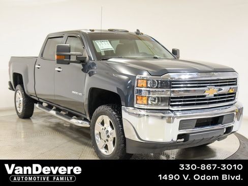 Used 2018 Chevrolet Silverado 2500 W/T image 1