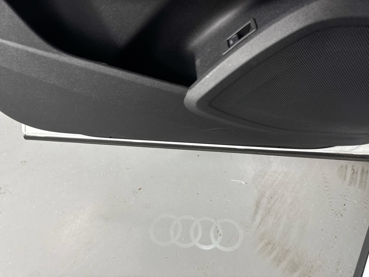 Used 2025 Audi Q5 Premium Plus w/ Premium Plus AWD/4WD image 11