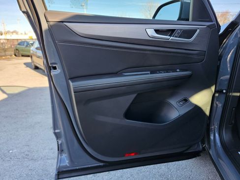 New 2026 Volkswagen Atlas Cross Sport SE image 10