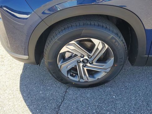 Certified 2023 Hyundai Santa Fe SE image 17