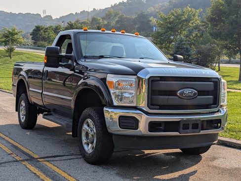 Used 2016 Ford F250 XL w/ XL Appearance Package AWD/4WD image 1