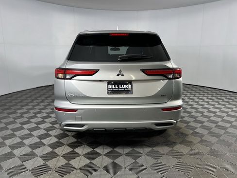 Used 2024 Mitsubishi Outlander SEL image 7