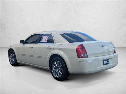 Used 2007 Chrysler 300 Touring L image 7