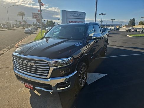 Used 2025 RAM 1500 Laramie image 22