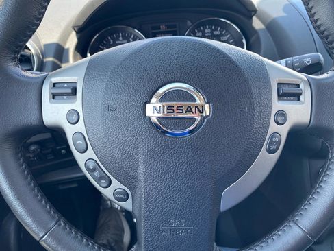 Used 2013 Nissan Rogue SL AWD/4WD image 18