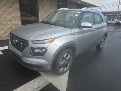 Used 2025 Hyundai Venue SEL