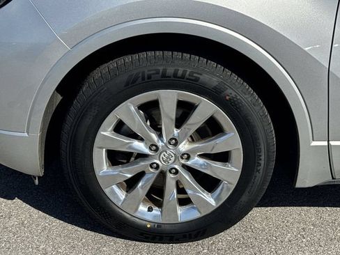 Used 2017 Buick Envision Essence FWD image 22