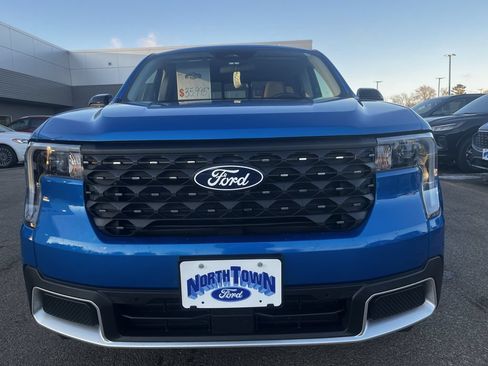 Used 2025 Ford Maverick Lariat w/ 4K Tow Package AWD/4WD image 3