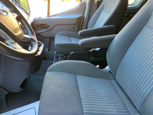 Used 2016 Ford Transit 350 XL image 24