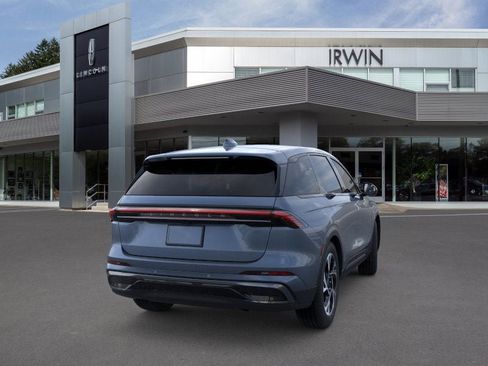 New 2025 Lincoln Nautilus Premier w/ Jet Appearance Package image 8