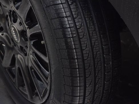 Used 2018 MINI Cooper Convertible image 29