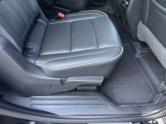Used 2026 Buick Enclave Avenir w/ Super Cruise Package AWD/4WD image 22