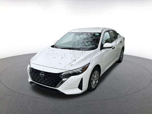 Used 2025 Nissan Sentra S image 8