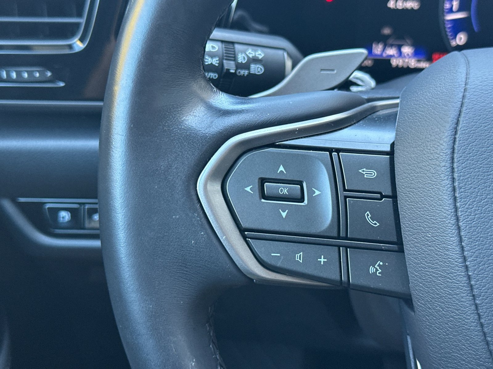 Used 2025 Lexus NX 250 FWD w/ Premium Package image 26