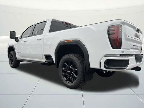 New 2026 GMC Sierra 2500 AT4 w/ AT4 Premium Plus Package image 3